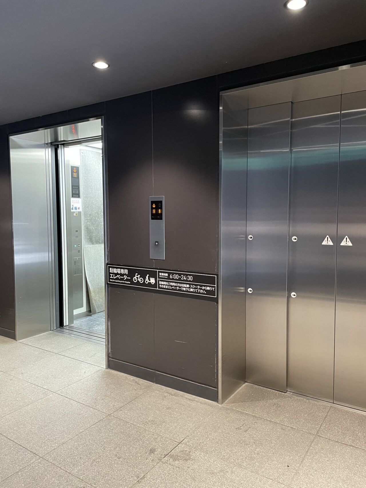 グランフロント南館エレベータ