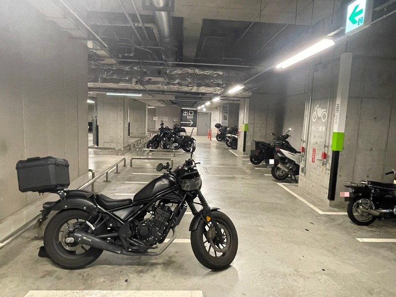 グランフロント大阪 南館 地下2階のバイク置き場